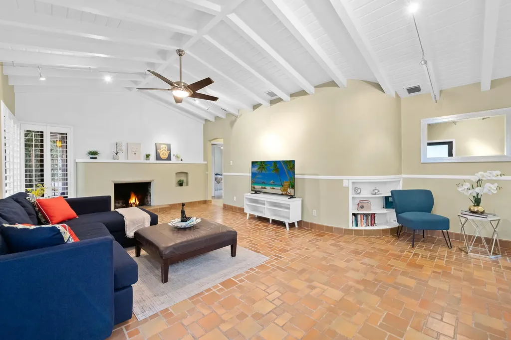 222 SE 16th Avenue Fort Lauderdale FL 33301