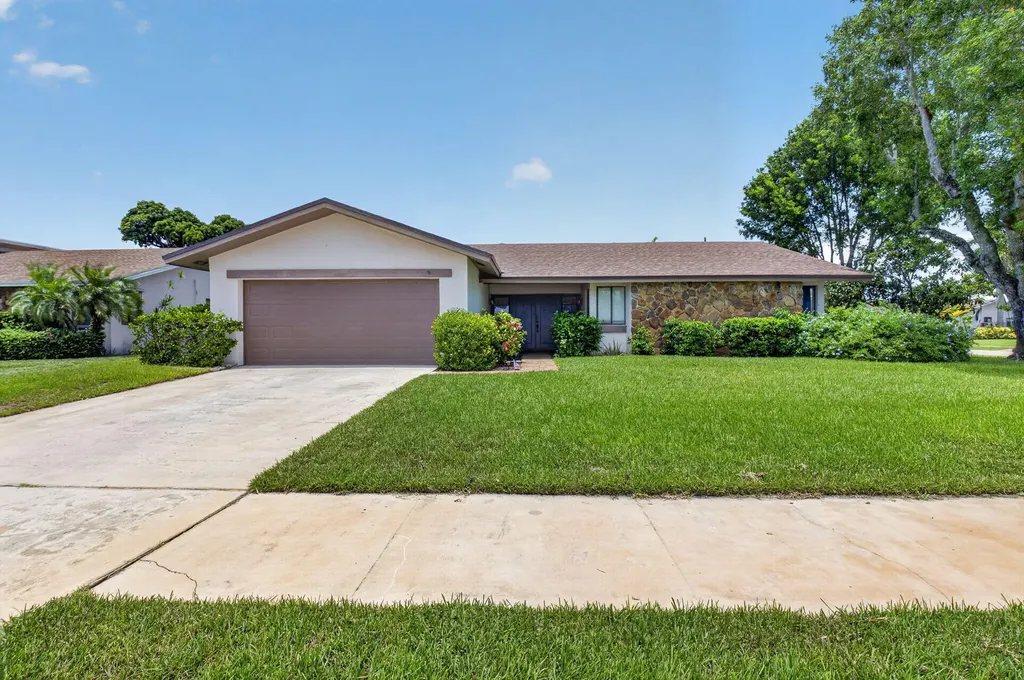 17667 Pine Needle Terrace Boca Raton FL 33487