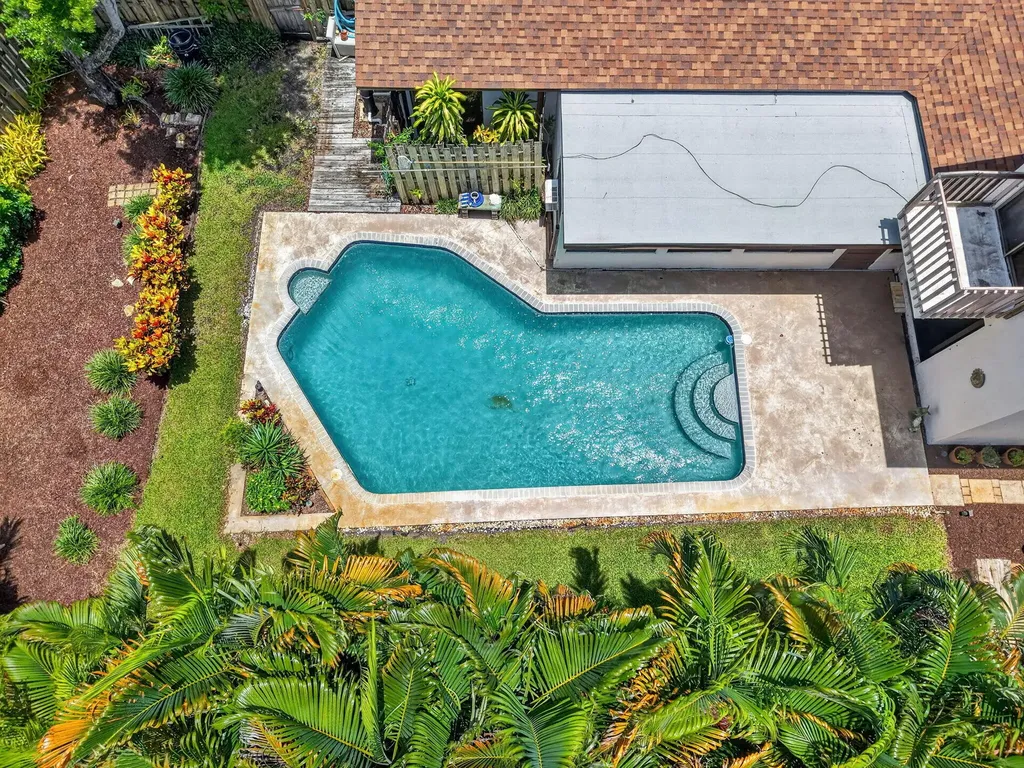 17667 Pine Needle Terrace Boca Raton FL 33487