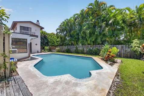 17667 Pine Needle Terrace Boca Raton FL 33487
