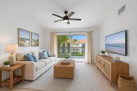 135 Yacht Club Way Hypoluxo FL 33462