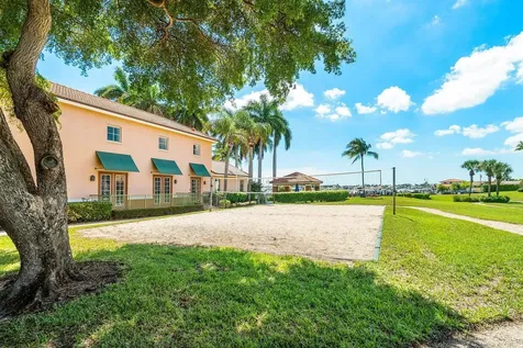 135 Yacht Club Way Hypoluxo FL 33462