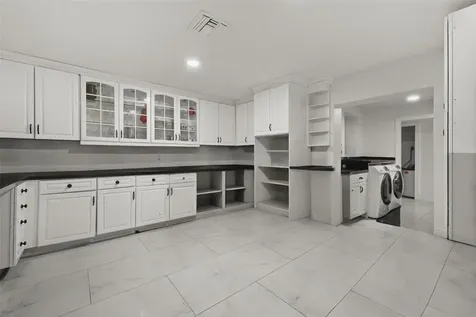 4131 NW 99th Avenue Coral Springs FL 33065