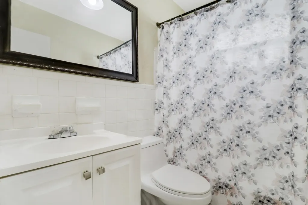827 Caroline Avenue West Palm Beach FL 33413