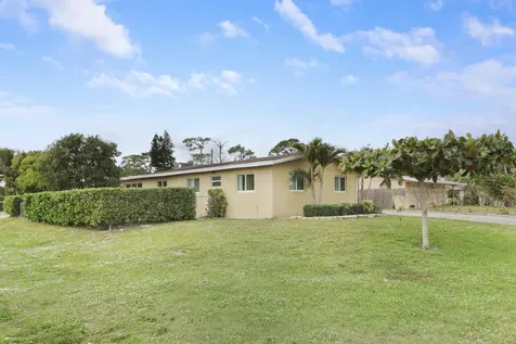 827 Caroline Avenue West Palm Beach FL 33413