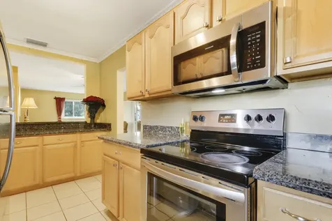 827 Caroline Avenue West Palm Beach FL 33413