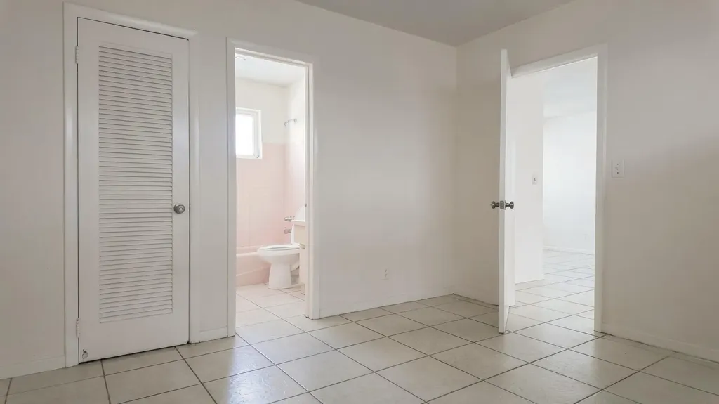 1945 NE 4th Street Deerfield Beach FL 33441