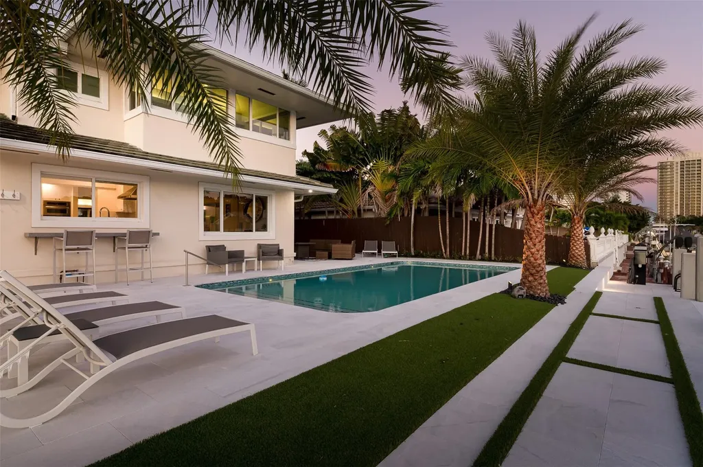 39 Castle Harbor Isle Drive Fort Lauderdale FL 33308