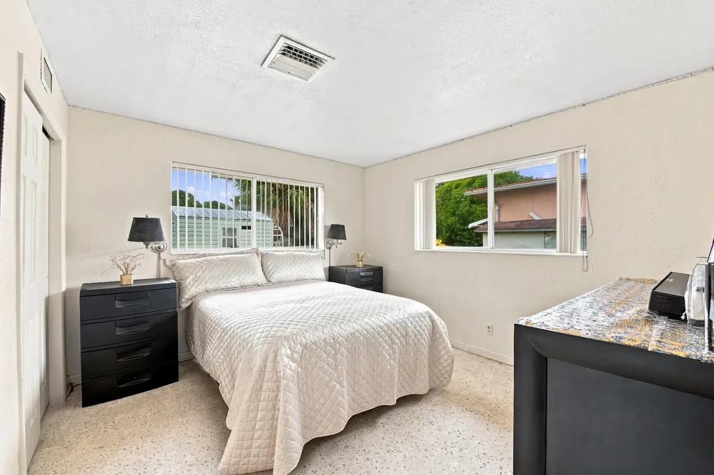 1000 Wyoming Avenue Fort Lauderdale FL 33312