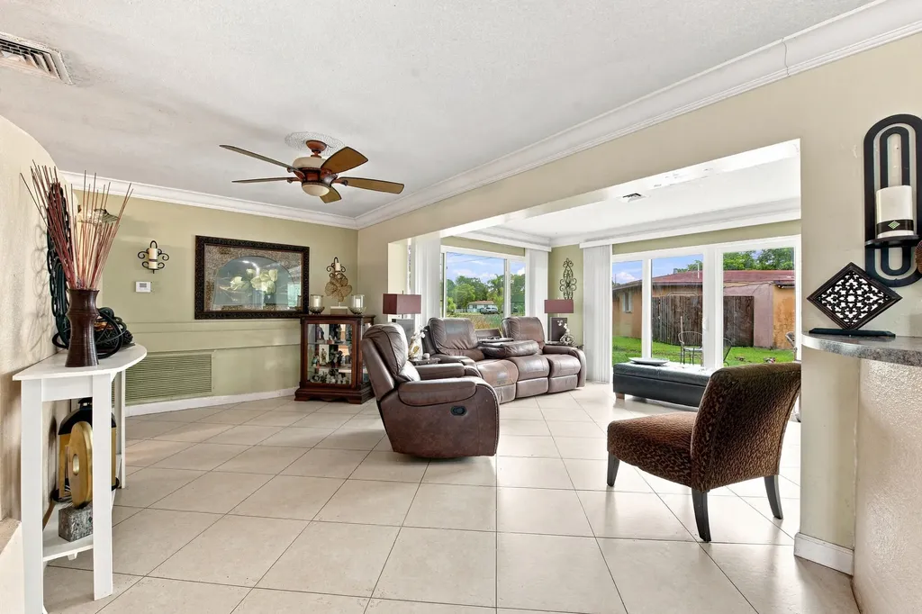 1000 Wyoming Avenue Fort Lauderdale FL 33312