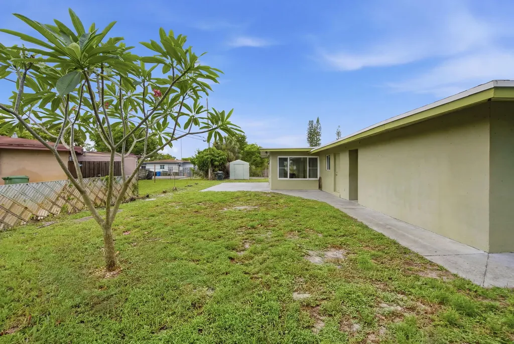 1000 Wyoming Avenue Fort Lauderdale FL 33312