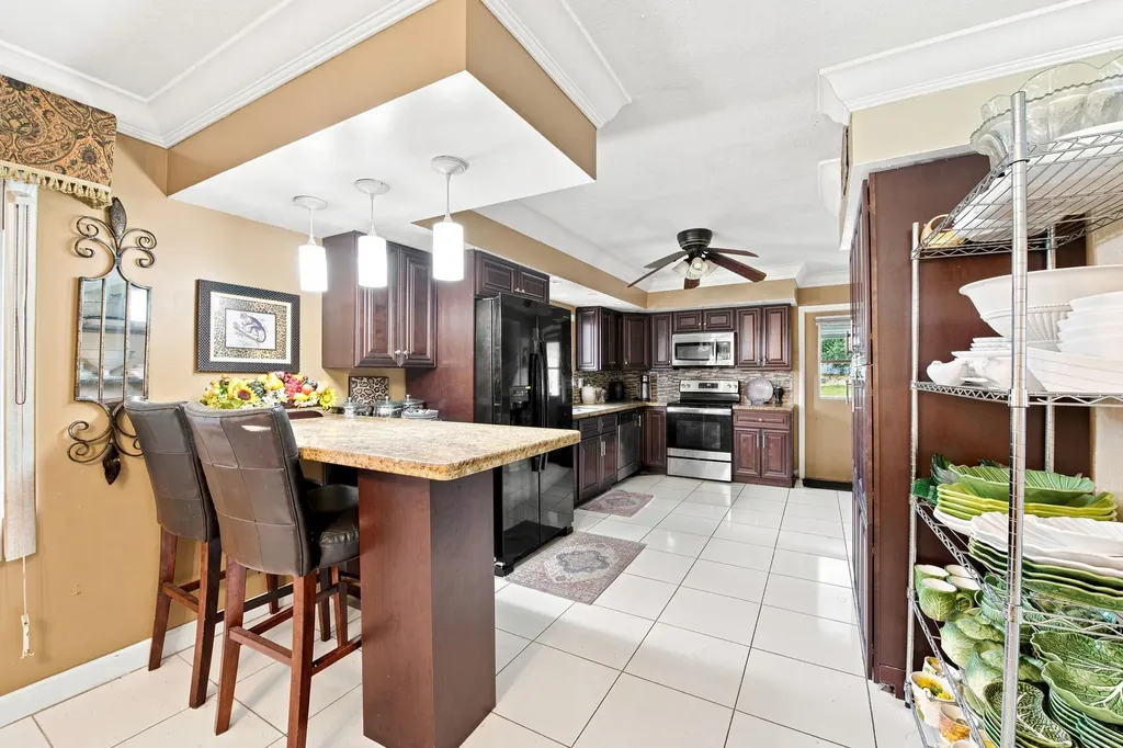 1000 Wyoming Avenue Fort Lauderdale FL 33312