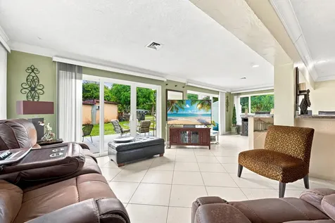 1000 Wyoming Avenue Fort Lauderdale FL 33312
