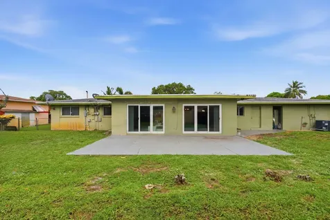 1000 Wyoming Avenue Fort Lauderdale FL 33312