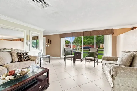 1000 Wyoming Avenue Fort Lauderdale FL 33312