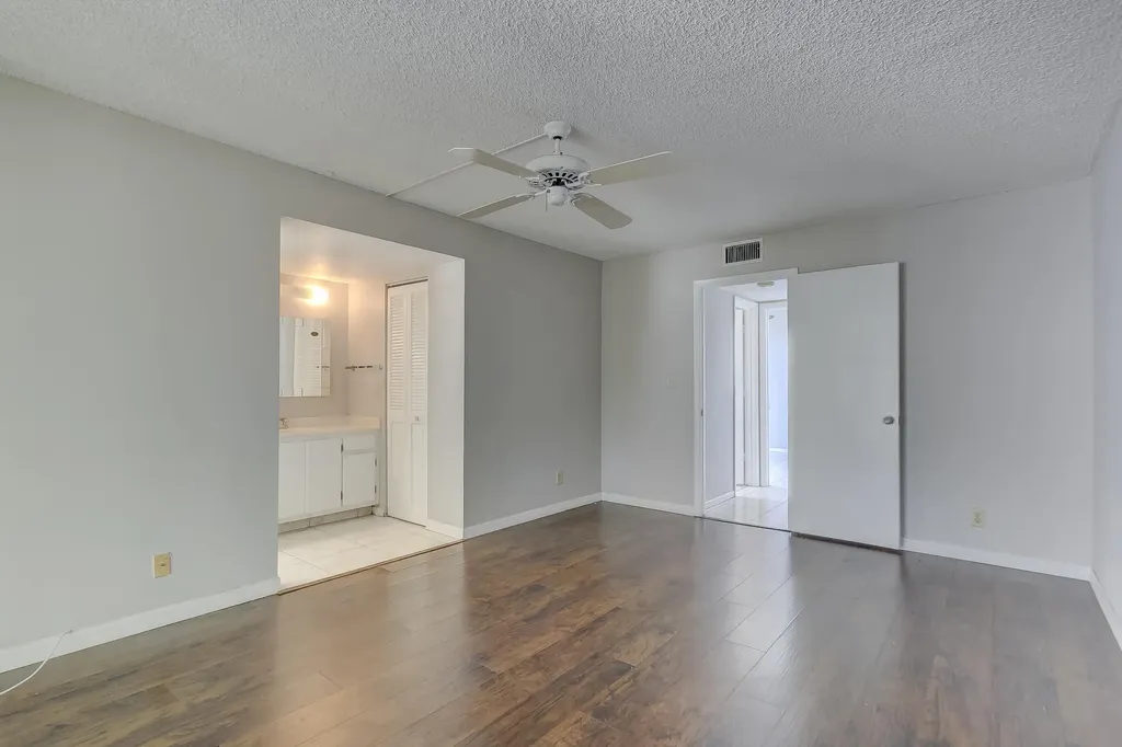 6751 N University Drive Tamarac FL 33321