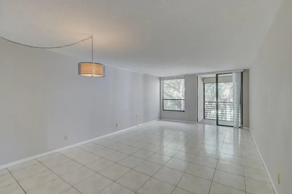 6751 N University Drive Tamarac FL 33321