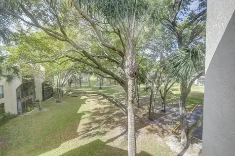 6751 N University Drive Tamarac FL 33321