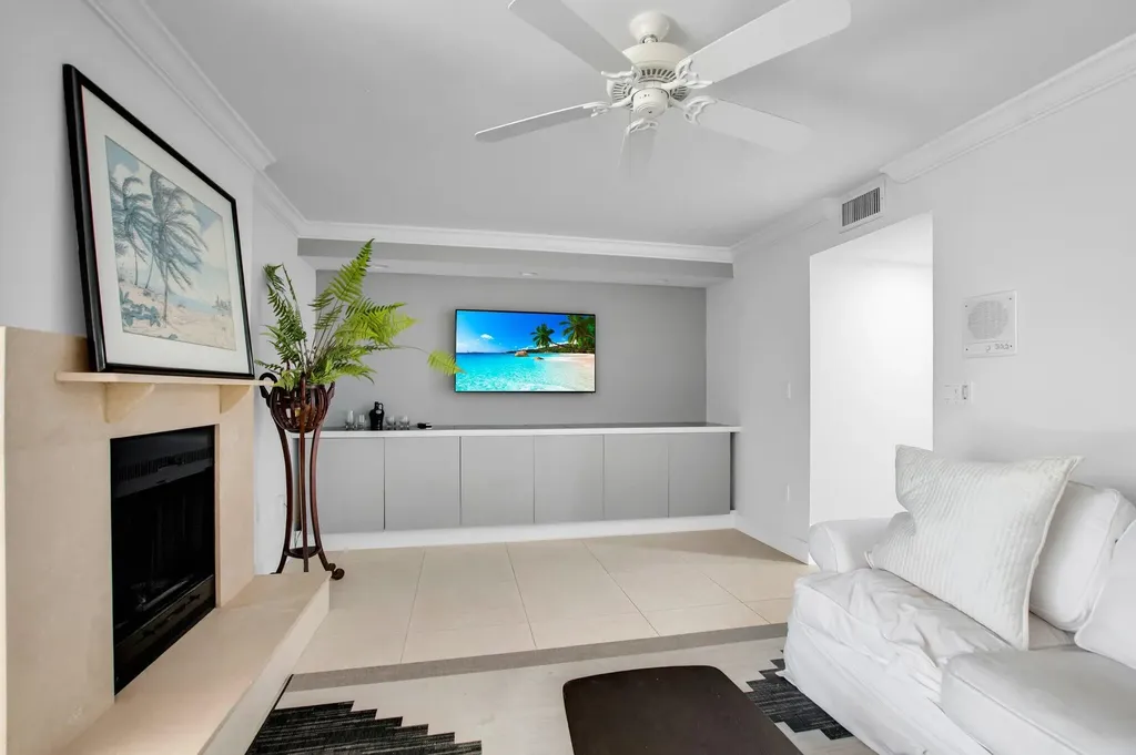 1222 Hillsboro Mile Hillsboro Beach FL 33062