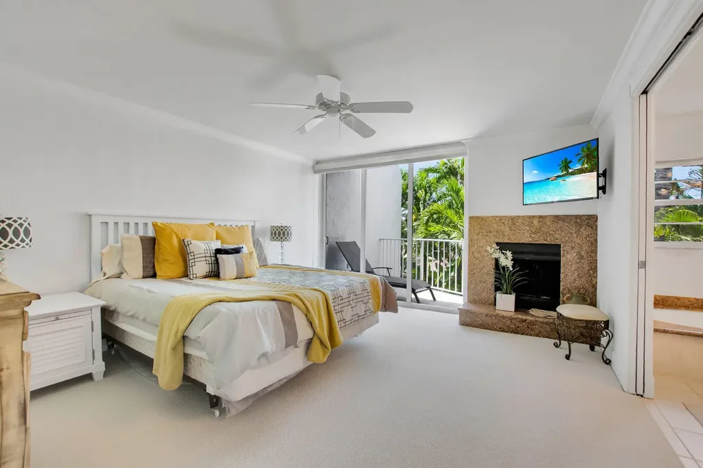 1222 Hillsboro Mile Hillsboro Beach FL 33062