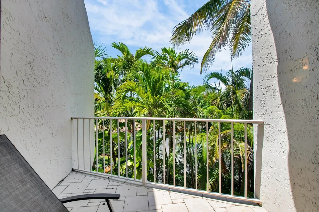 1222 Hillsboro Mile Hillsboro Beach FL 33062