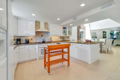 1222 Hillsboro Mile Hillsboro Beach FL 33062