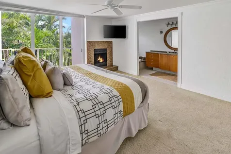 1222 Hillsboro Mile Hillsboro Beach FL 33062