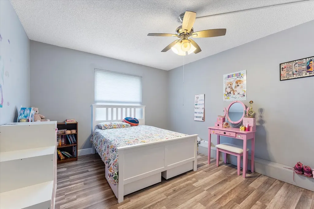 2562 NW 99th Avenue Coral Springs FL 33065