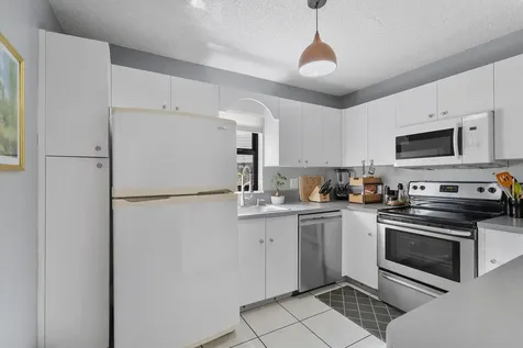 2562 NW 99th Avenue Coral Springs FL 33065