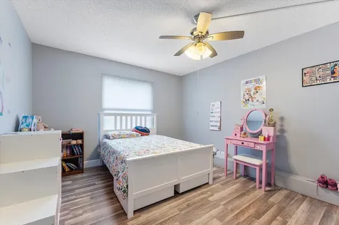 2562 NW 99th Avenue Coral Springs FL 33065