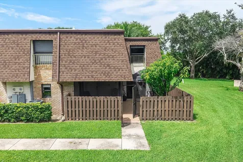 2562 NW 99th Avenue Coral Springs FL 33065