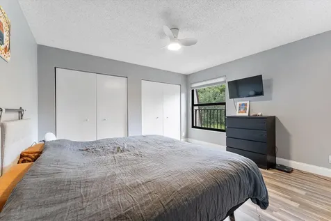 2562 NW 99th Avenue Coral Springs FL 33065
