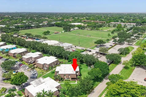 2562 NW 99th Avenue Coral Springs FL 33065