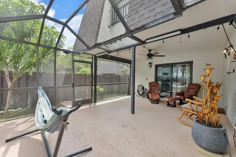 2562 NW 99th Avenue Coral Springs FL 33065