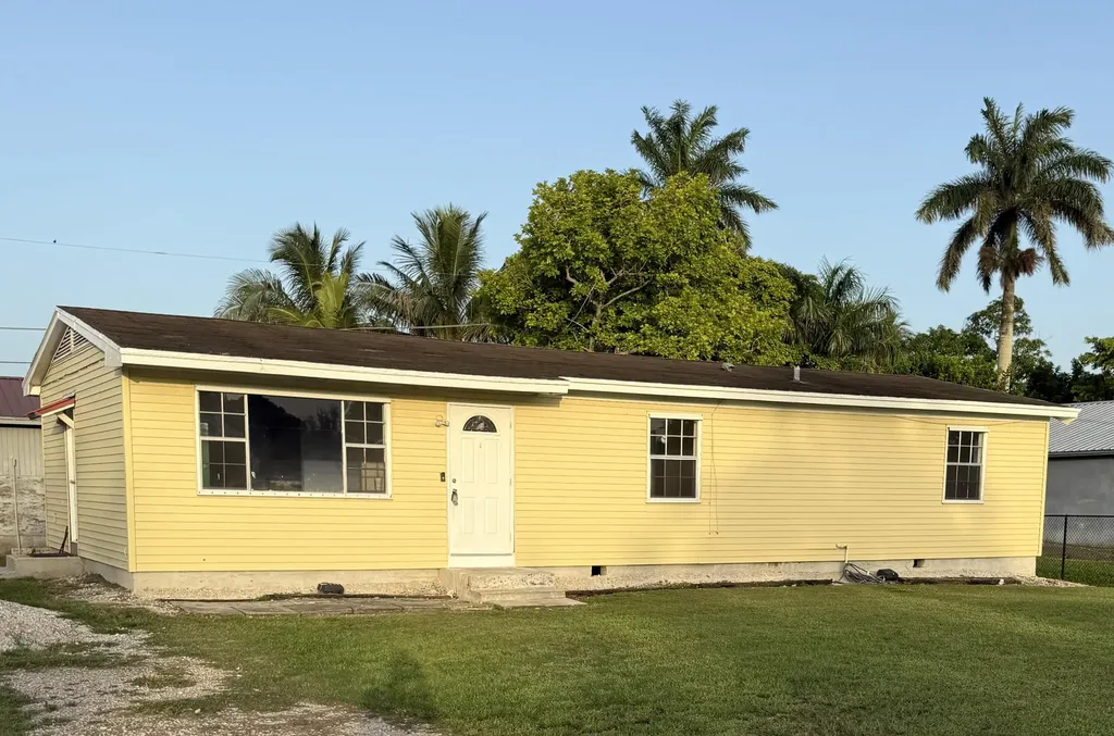 265 SW 11th Avenue South Bay FL 33493