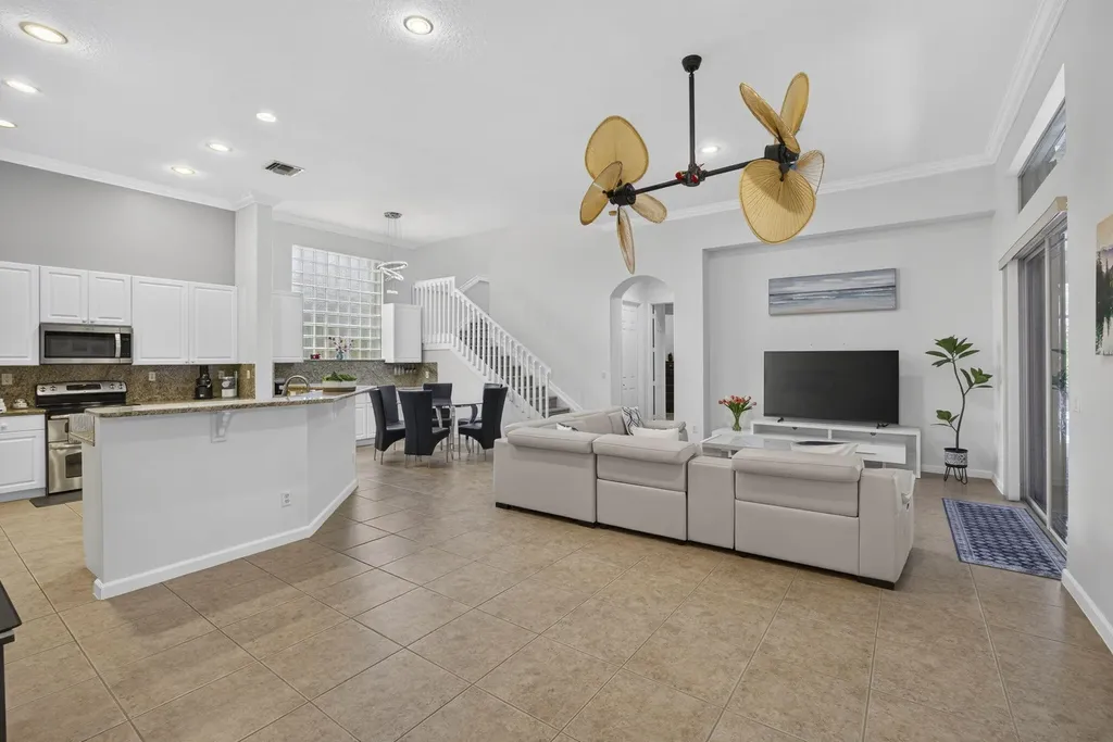 11202 Osprey Lake Lane Palm Beach Gardens FL 33412