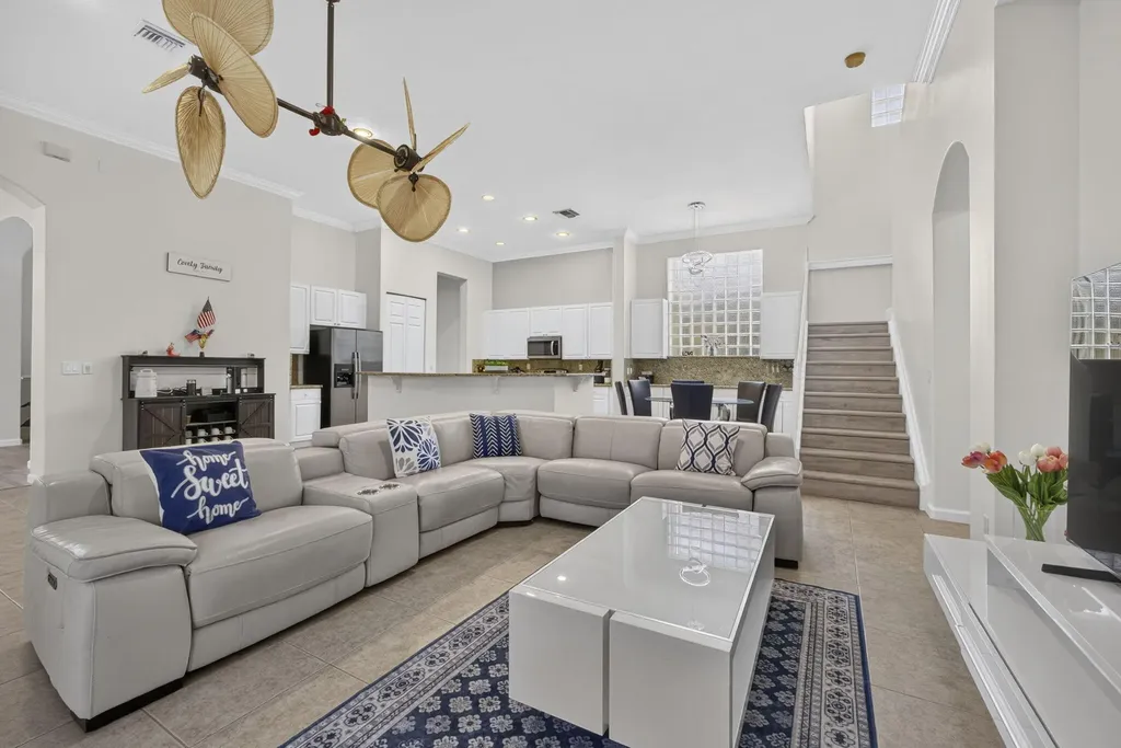11202 Osprey Lake Lane Palm Beach Gardens FL 33412