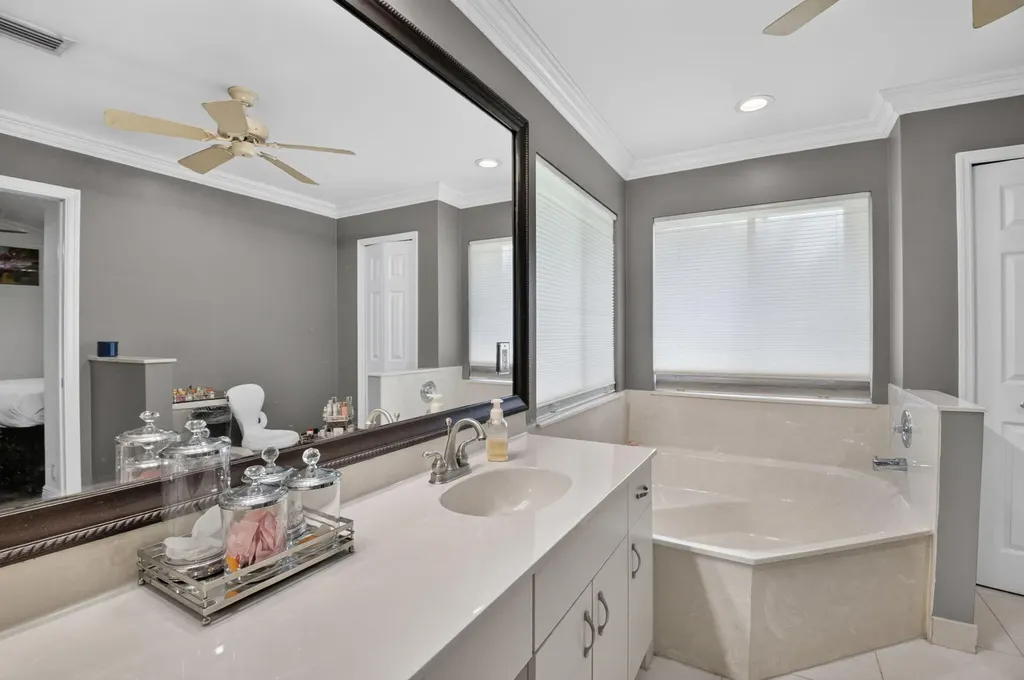 19505 Sedgefield Terrace Boca Raton FL 33498