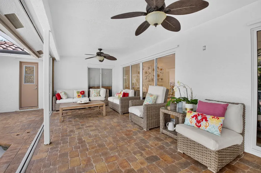 19505 Sedgefield Terrace Boca Raton FL 33498