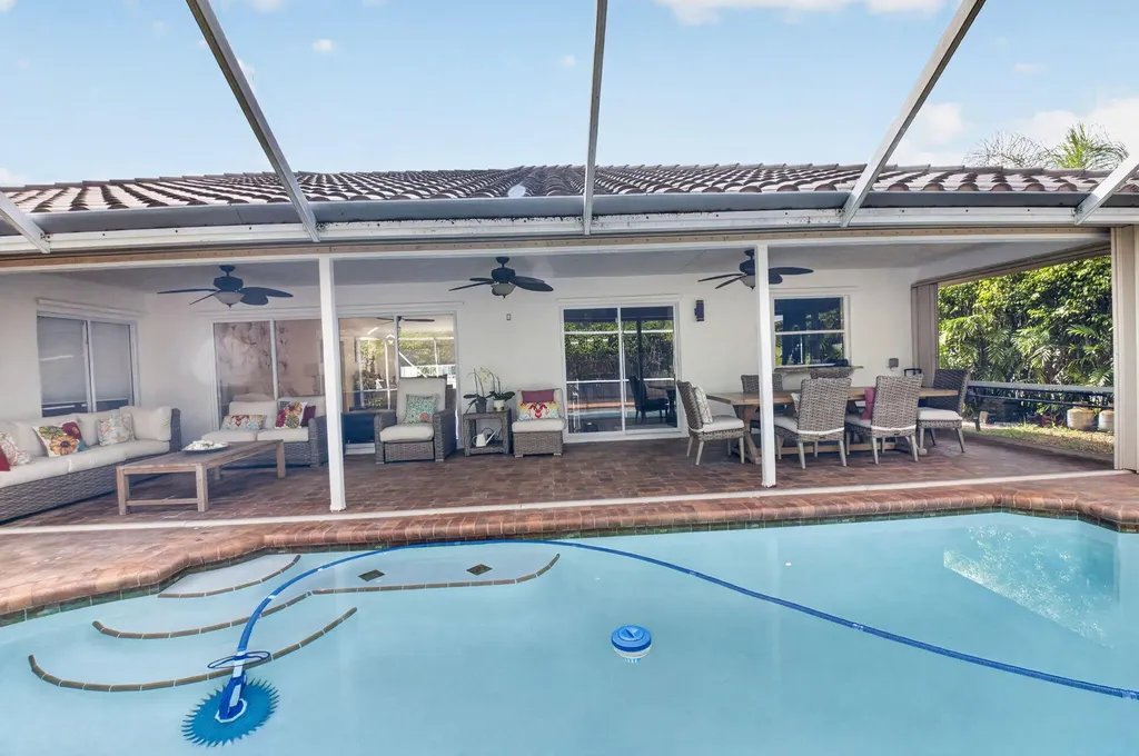 19505 Sedgefield Terrace Boca Raton FL 33498