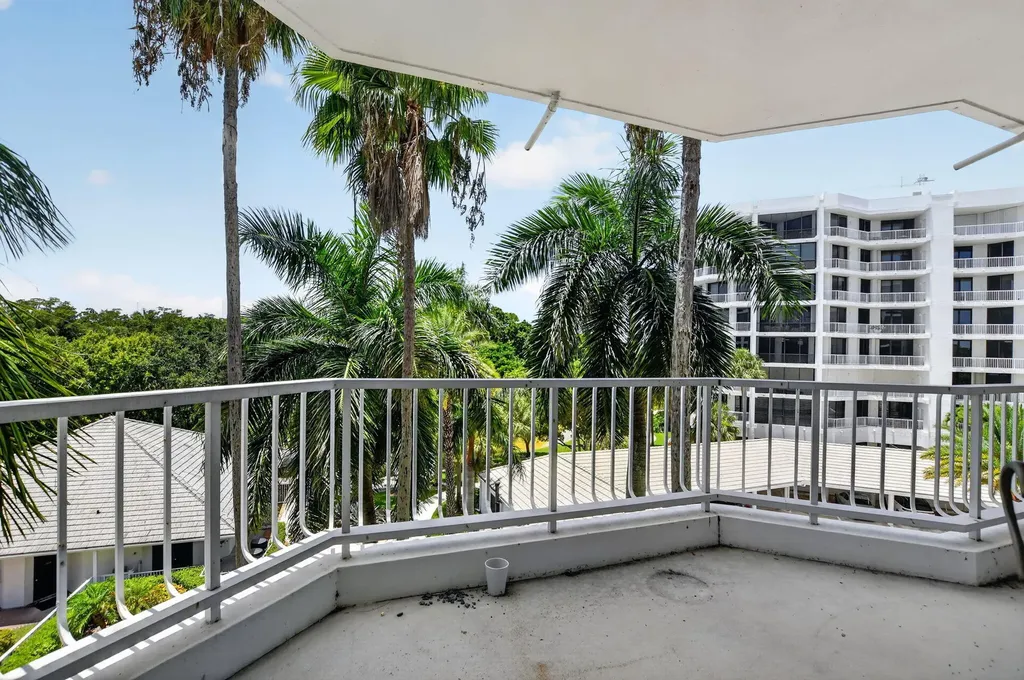 20310 Fairway Oaks Drive Boca Raton FL 33434