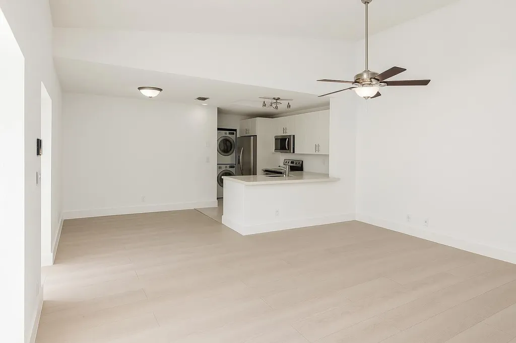 3504 Waterview Circle Palm Springs FL 33461