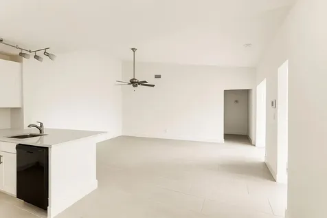 3504 Waterview Circle Palm Springs FL 33461