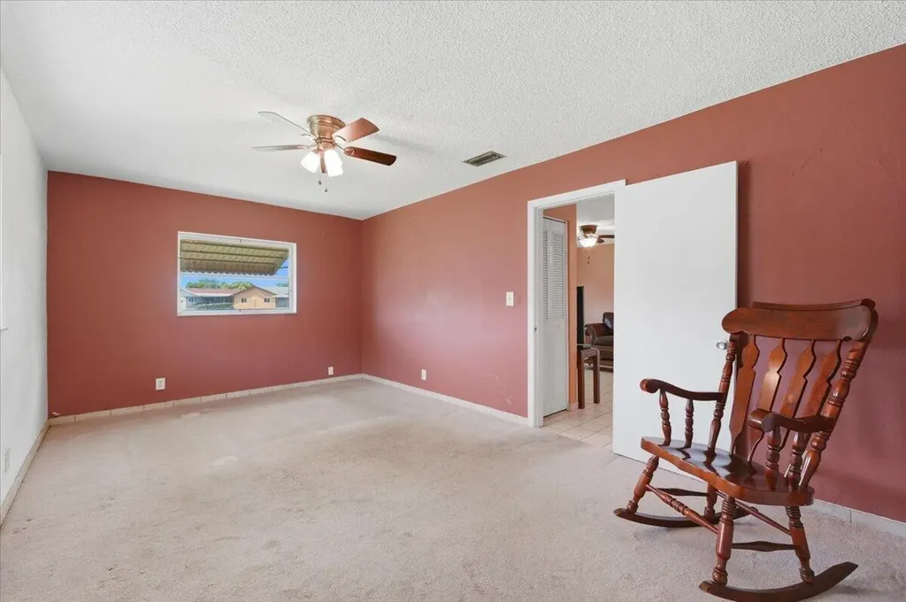 9401 NW 70 Place Tamarac FL 33321