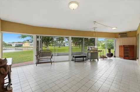 9401 NW 70 Place Tamarac FL 33321