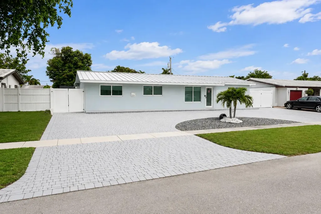 1316 SE 3rd Avenue Deerfield Beach FL 33441
