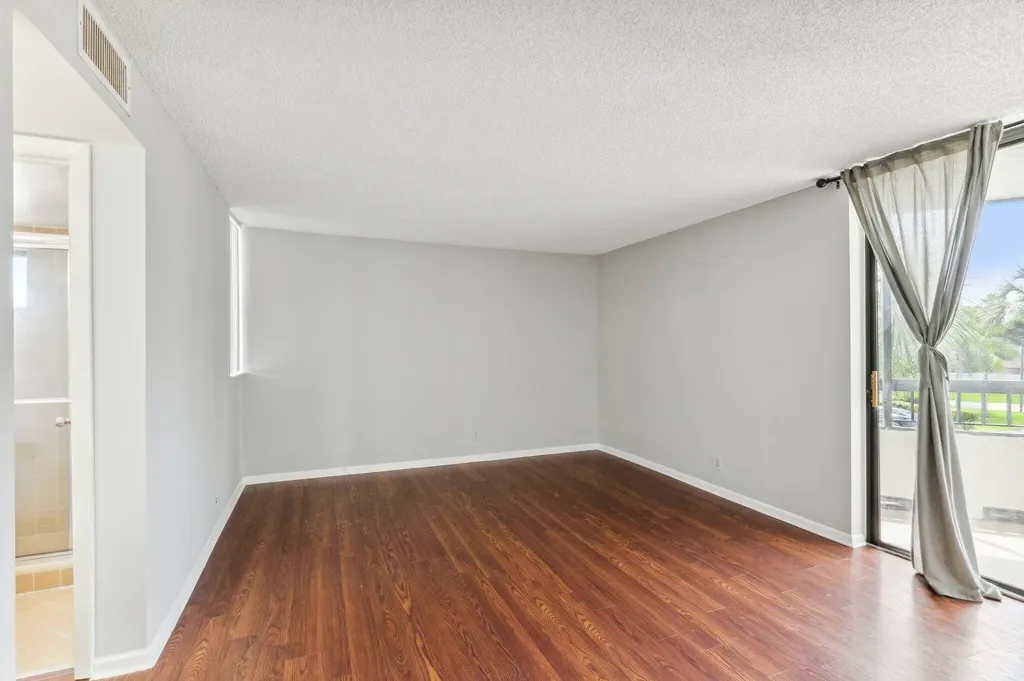 6463 La Costa Drive Boca Raton FL 33433
