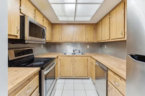 6463 La Costa Drive Boca Raton FL 33433