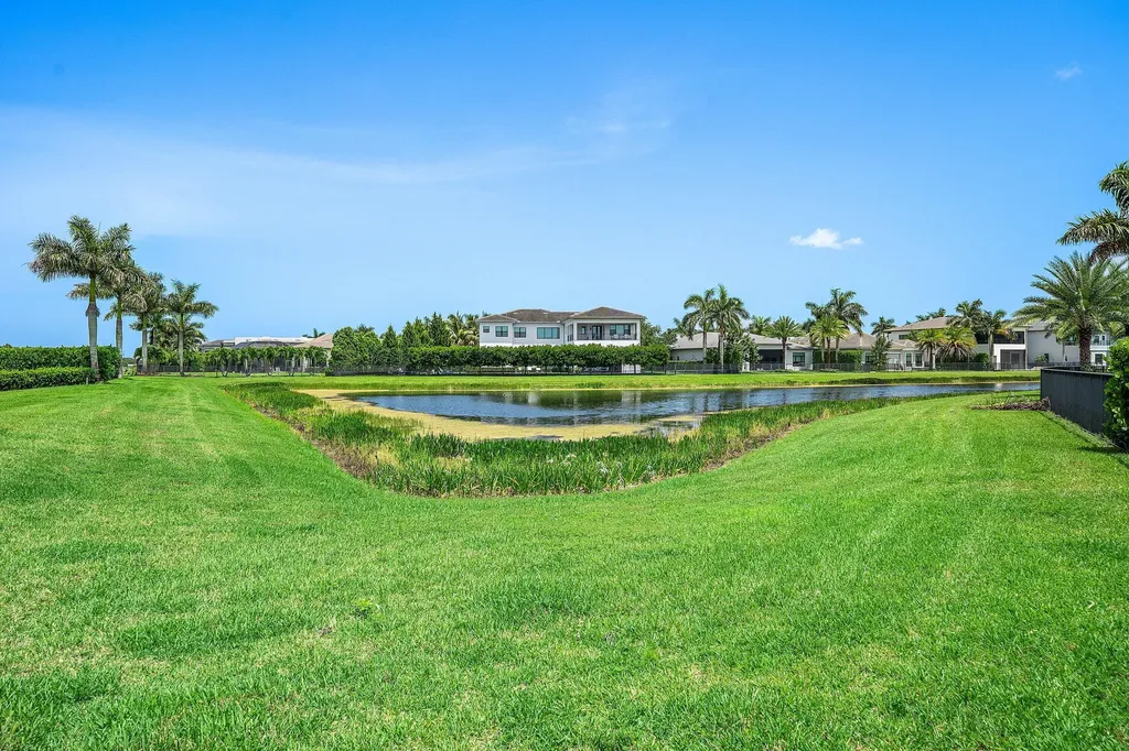 9611 Chianti Classico Terrace Boca Raton FL 33496