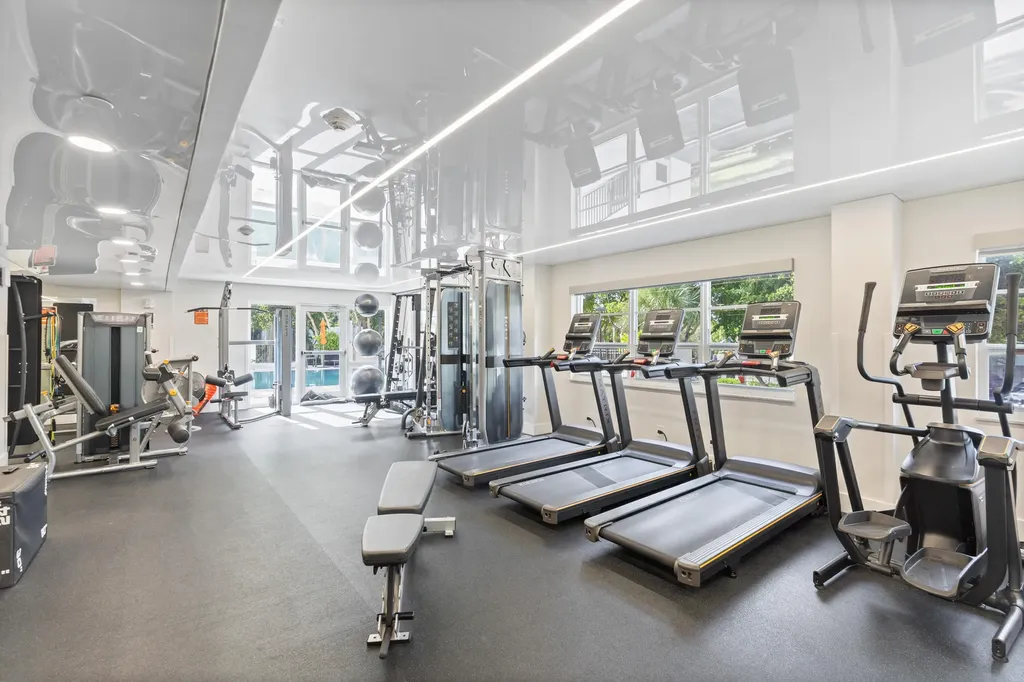 340 Sunset Drive Fort Lauderdale FL 33301